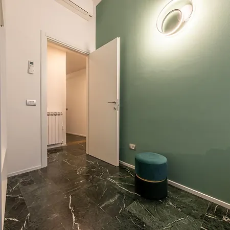 Apartment Duomo - Unione Charme Milan
